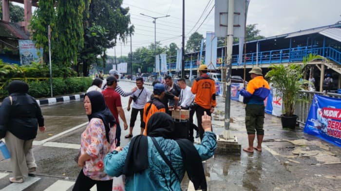 Arus Balik Lebaran, 4.212 Penumpang Tiba di Terminal Kampung Rambutan