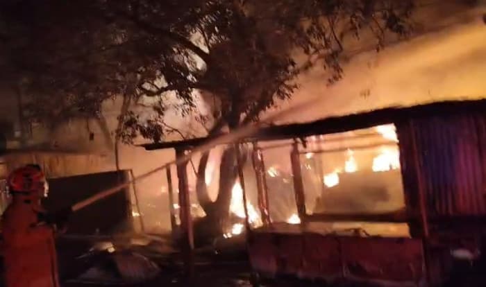 Api dan Ledakan Guncang SPBE Bekasi