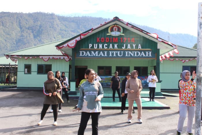 Persit Kodim 1714/Puncak Jaya Gelar Senam Sehat Bersama